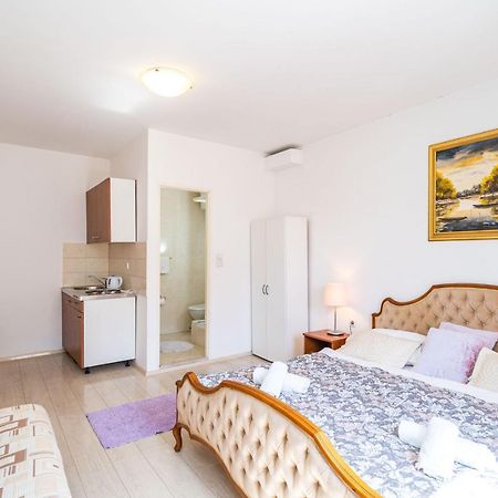 Deluxe Rooms With A Terrace View At Old City Gate 두브로브니크 외부 사진