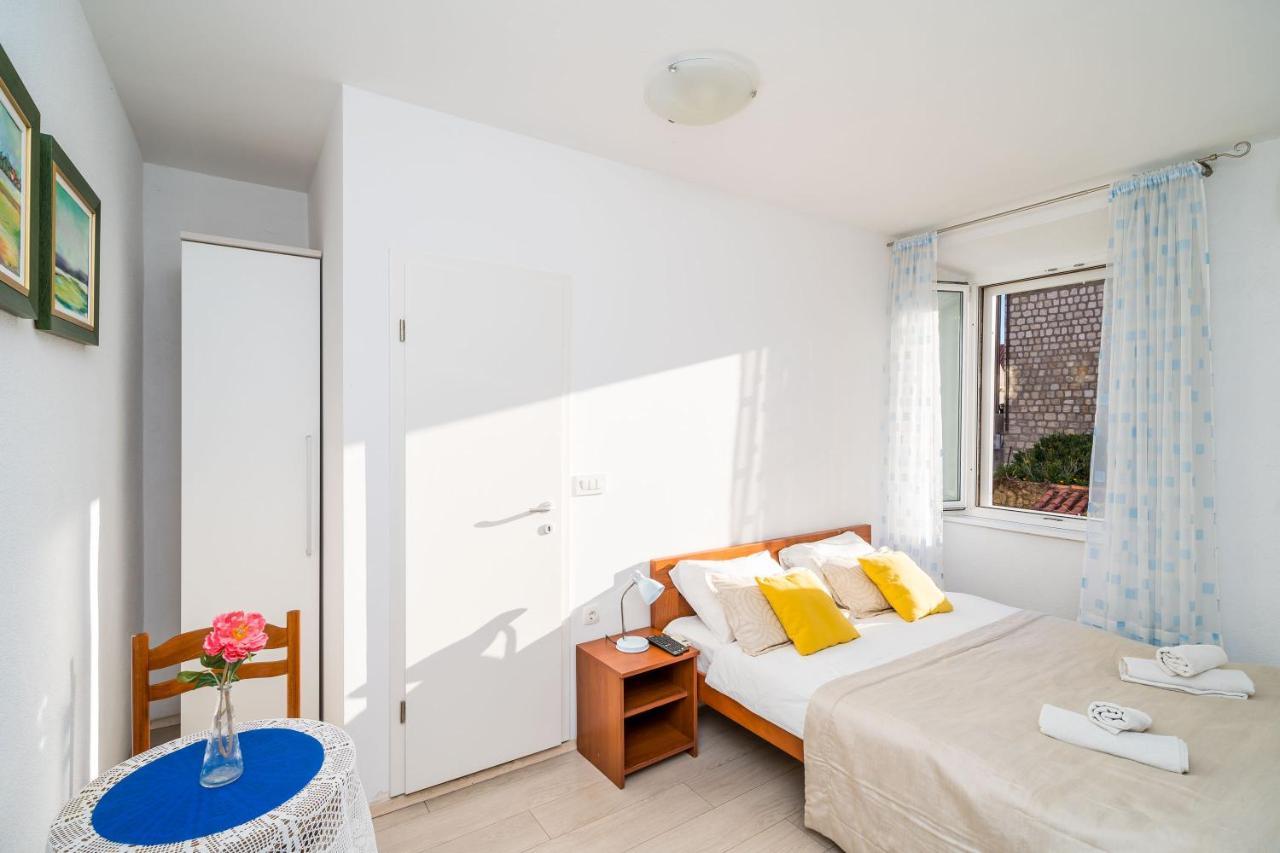 Deluxe Rooms With A Terrace View At Old City Gate 두브로브니크 외부 사진
