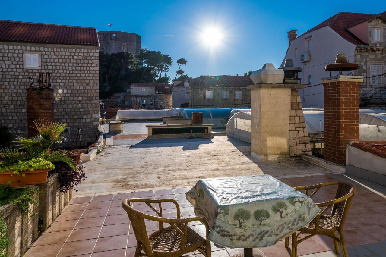 Deluxe Rooms With A Terrace View At Old City Gate 두브로브니크 외부 사진
