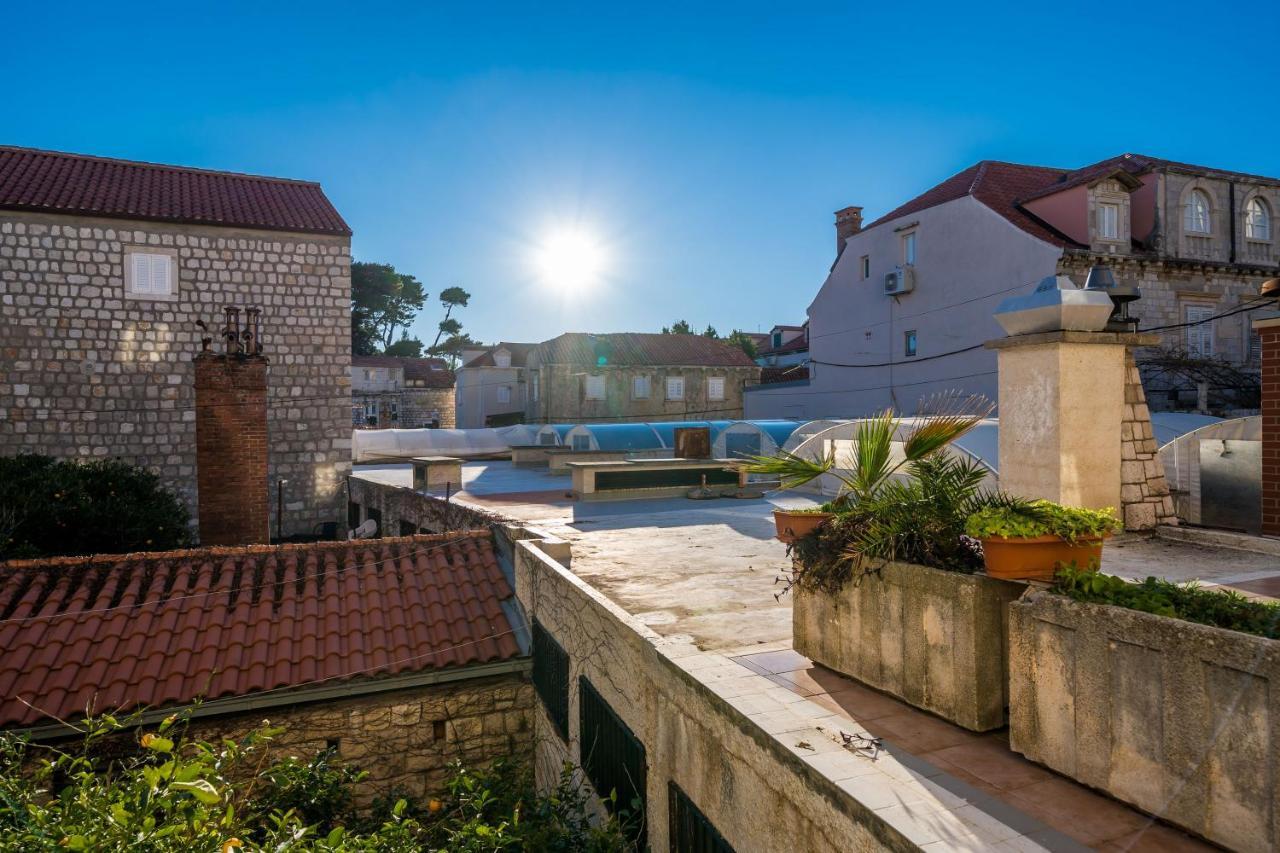 Deluxe Rooms With A Terrace View At Old City Gate 두브로브니크 외부 사진